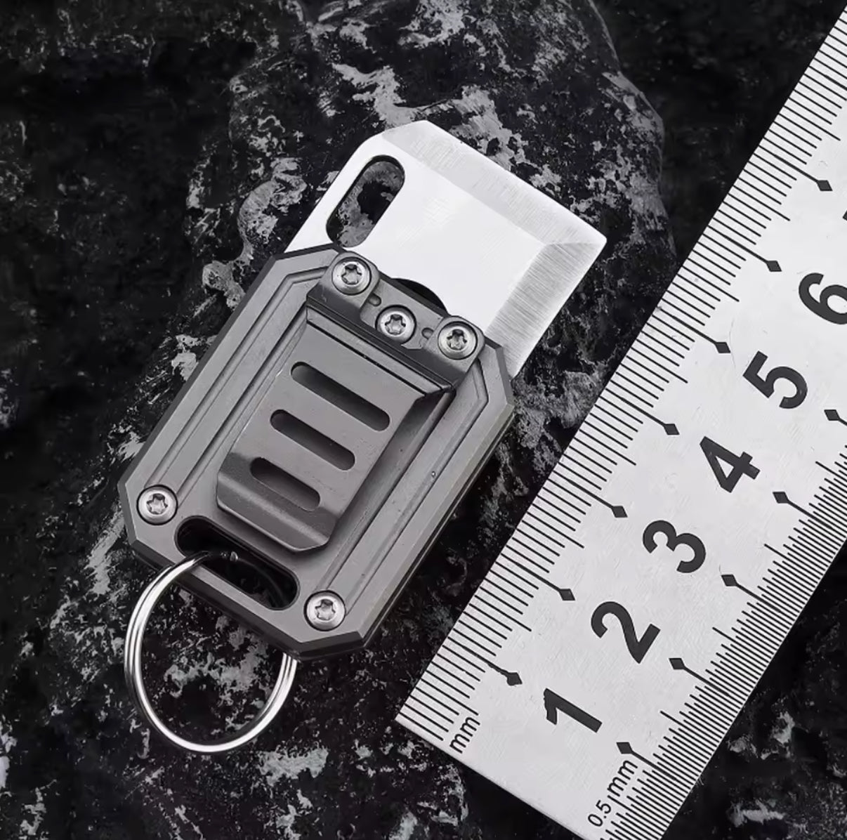 Small Folding Utility Knife D2
